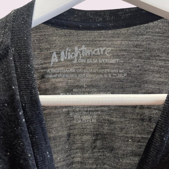 A Nightmare on Elm Street T-Shirt - Picture 2 of 2